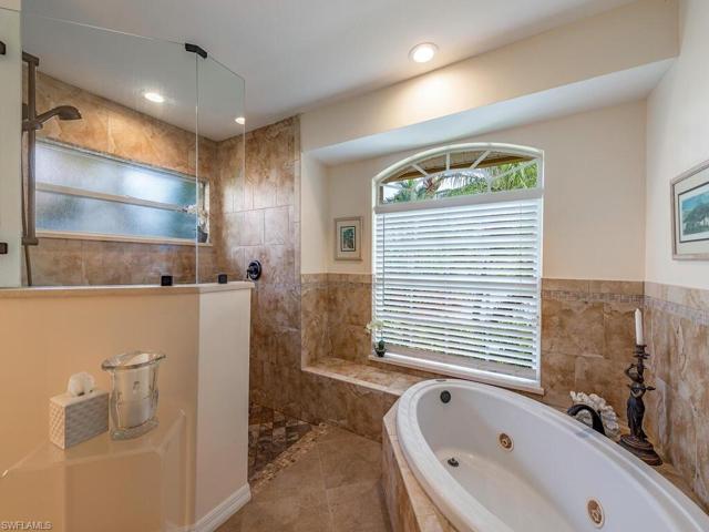 Primary en suite