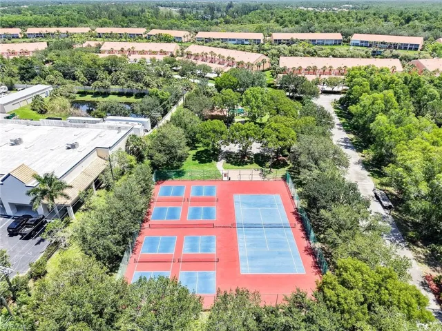 6790  Beach Resort  DR, Naples, FL 34114