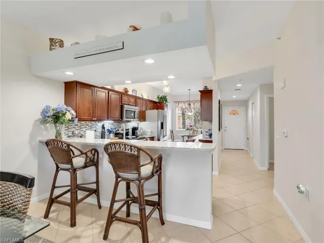 6790  Beach Resort  DR, Naples, FL 34114