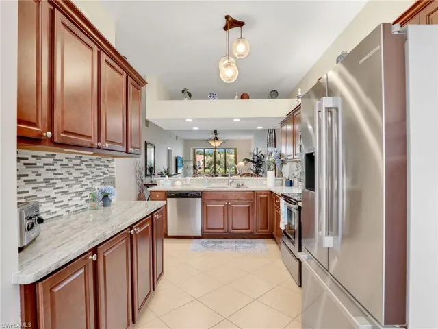 6790  Beach Resort  DR, Naples, FL 34114