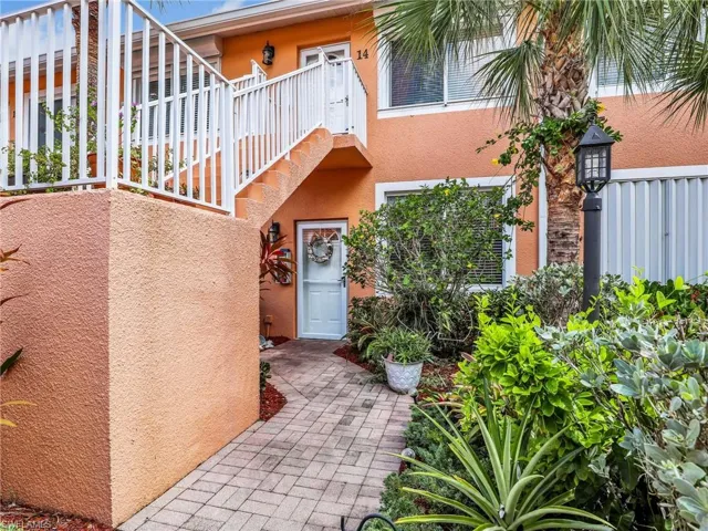 6790  Beach Resort  DR, Naples, FL 34114