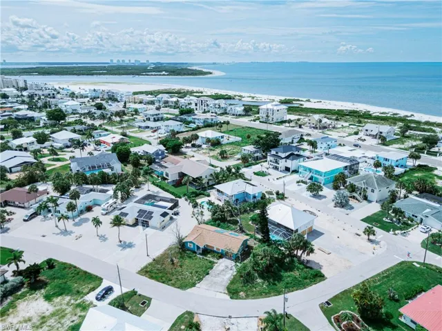 8000 Lagoon Rd, Fort Myers Beach, Florida 33931