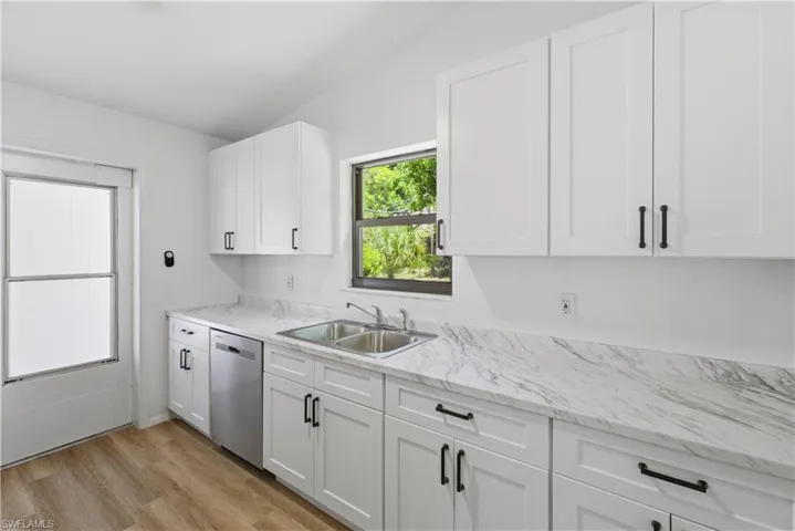 1835  Coronado  RD, Fort Myers, FL 33901
