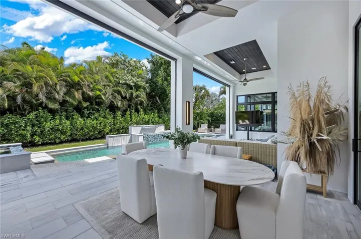 767 Park Shore Dr, Naples, Florida 34103