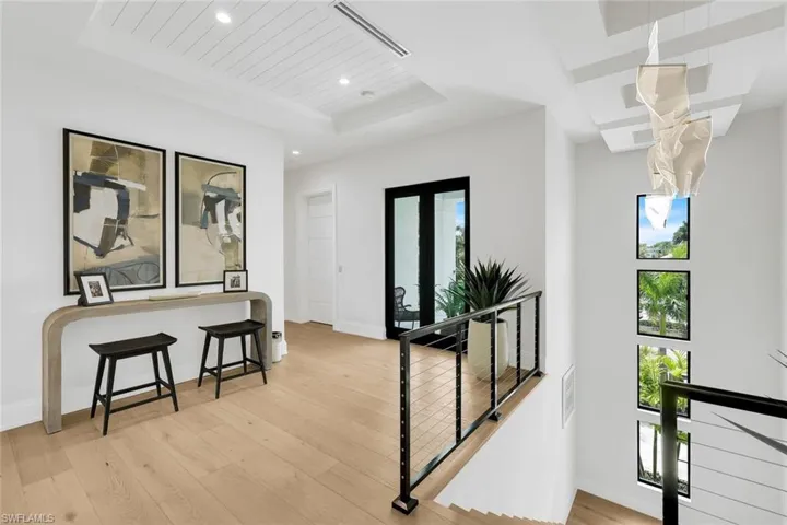 767 Park Shore Dr, Naples, Florida 34103