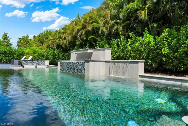 767 Park Shore Dr, Naples, Florida 34103