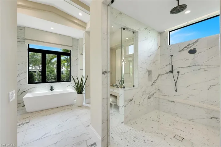 767 Park Shore Dr, Naples, Florida 34103