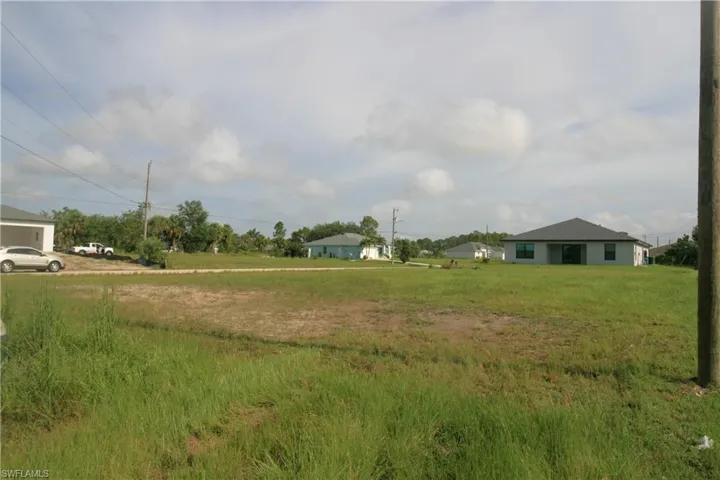 1313 Ne 33rd Ter, Cape Coral, Florida 33909