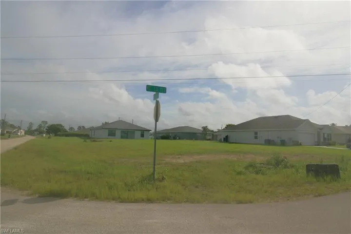1313 Ne 33rd Ter, Cape Coral, Florida 33909