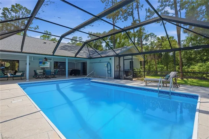 3731  5th NW AVE, Naples, FL 34120