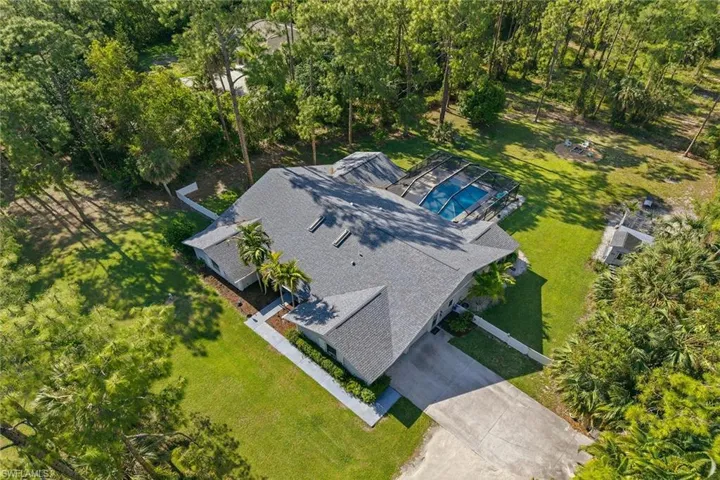 3731  5th NW AVE, Naples, FL 34120