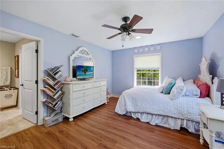 3731  5th NW AVE, Naples, FL 34120