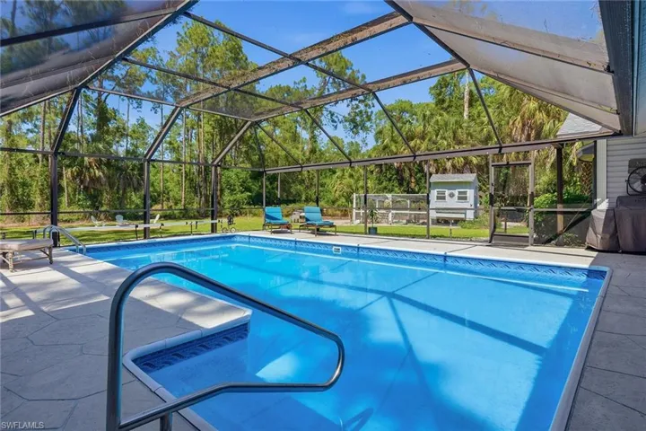 3731  5th NW AVE, Naples, FL 34120