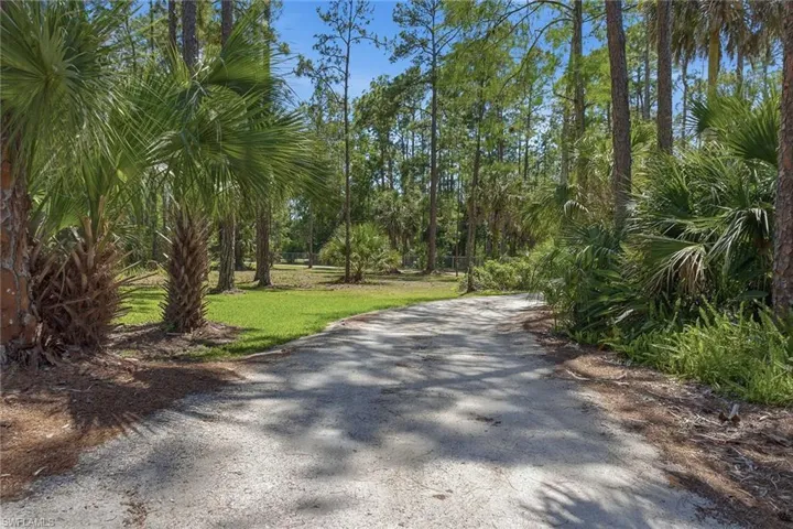 3731  5th NW AVE, Naples, FL 34120
