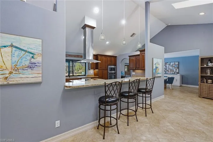 3731  5th NW AVE, Naples, FL 34120