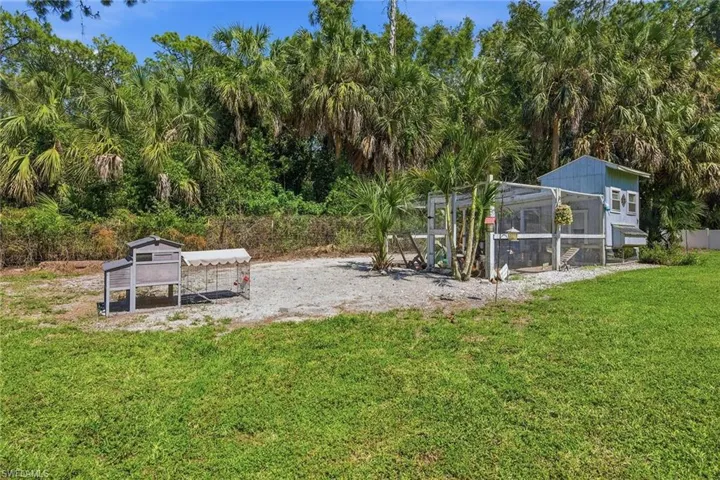 3731  5th NW AVE, Naples, FL 34120