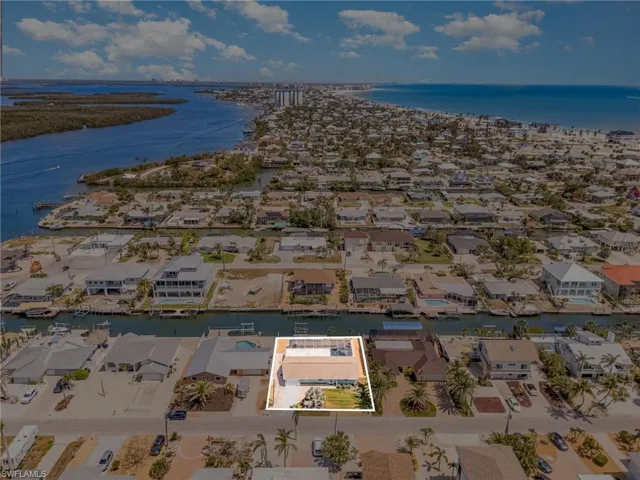 Aerial perspective showing location to back bay & the Gulf of Mexico
