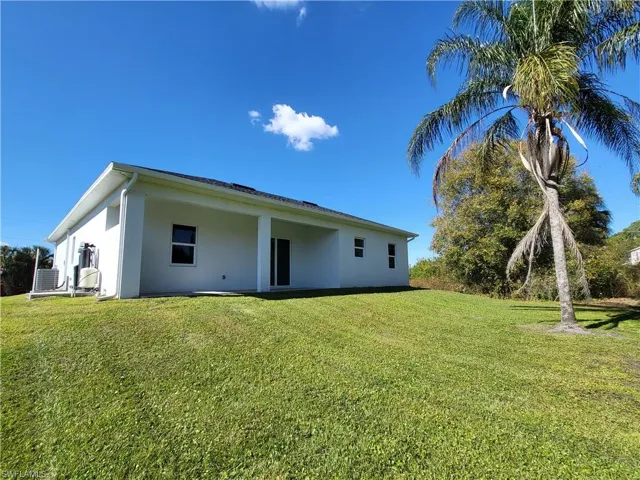 6022 Thrush Ave, Fort Myers Fl 33905