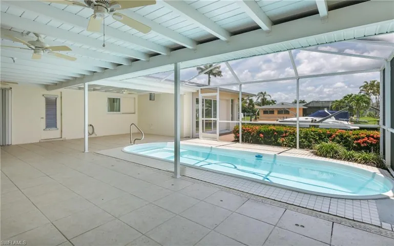 5609 De Soto Ct, Cape Coral, Florida 33904