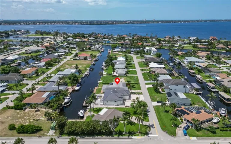 5609 De Soto Ct, Cape Coral, Florida 33904
