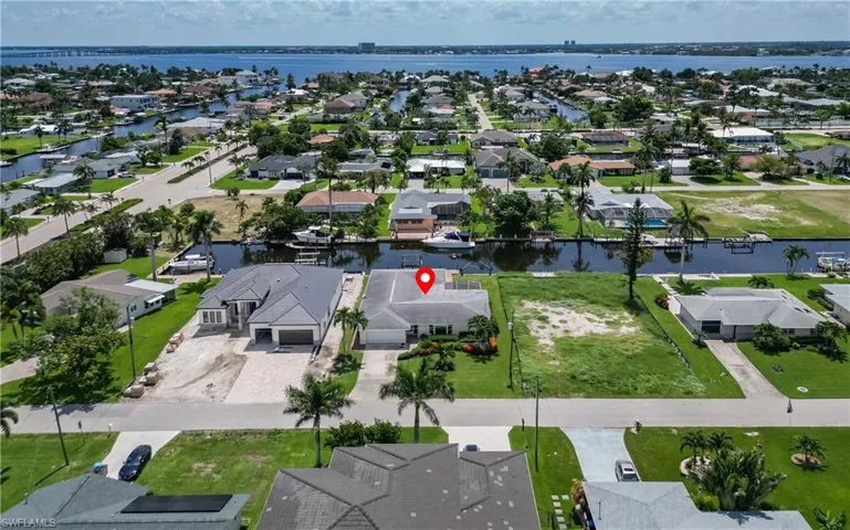 5609 De Soto Ct, Cape Coral, Florida 33904