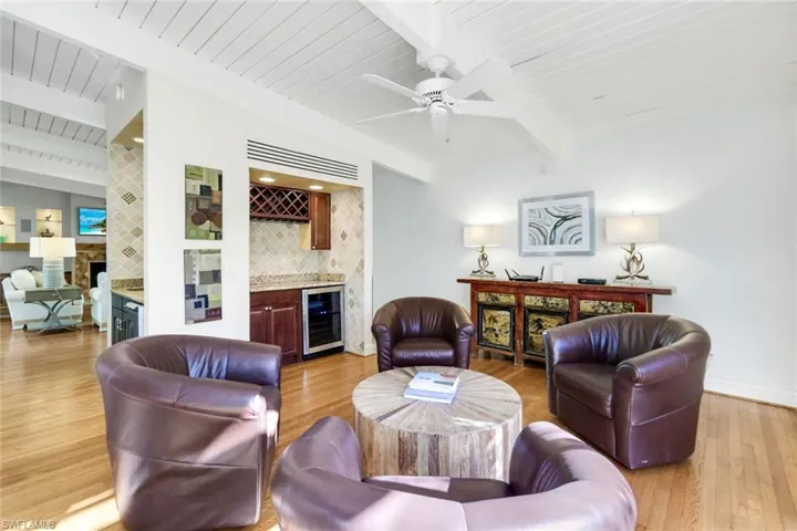 Den features wet bar w/ ice maker, no need to walk to the kitchen!