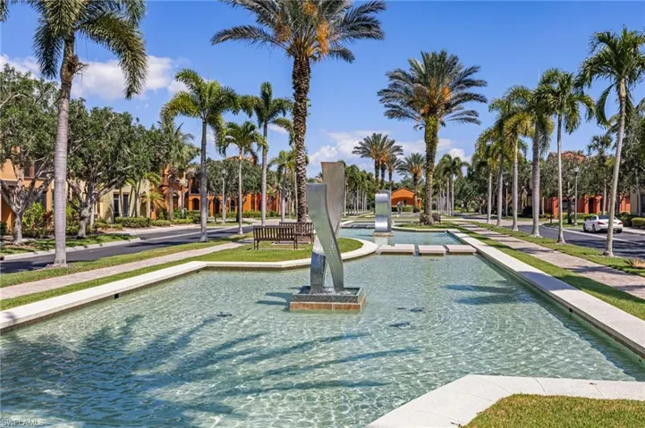 9128 Delano St 89-2, Naples, Florida 34113