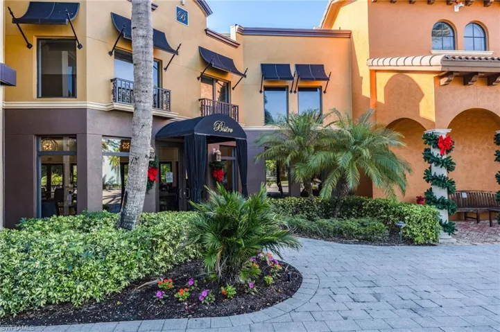 9128 Delano St 89-2, Naples, Florida 34113