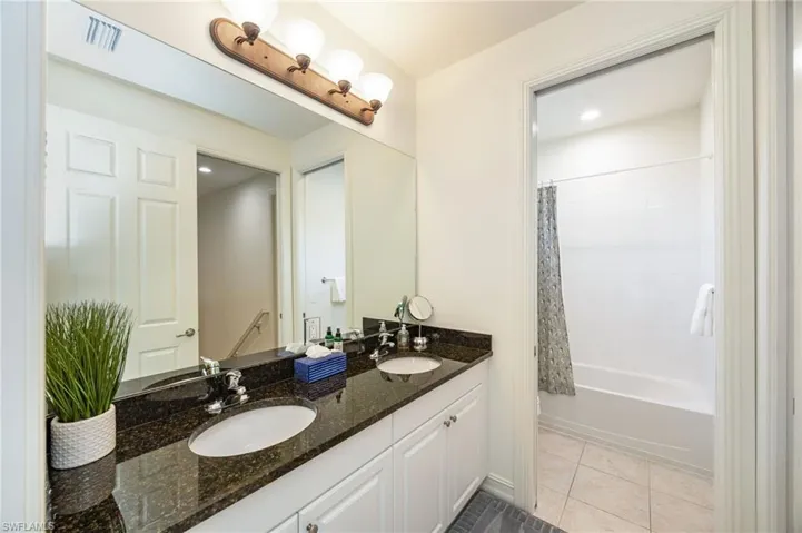 JACK/JILL BATHROOM