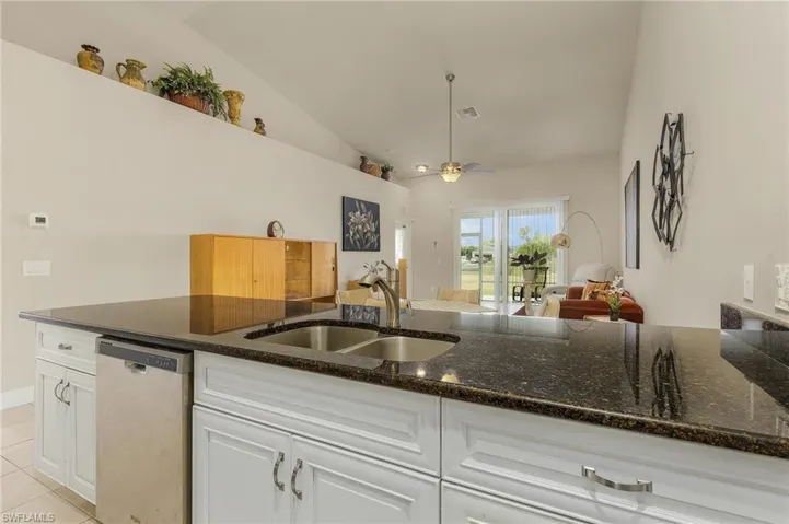 1725/1721 Sw 32nd Ter, Cape Coral Fl 33914