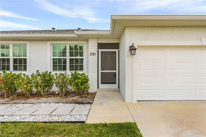 1725/1721 Sw 32nd Ter, Cape Coral Fl 33914