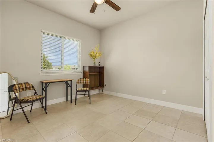 1725/1721 Sw 32nd Ter, Cape Coral Fl 33914