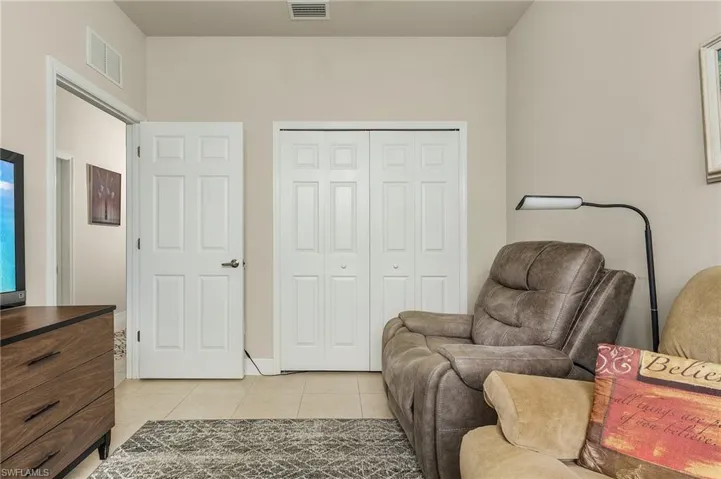 1725/1721 Sw 32nd Ter, Cape Coral Fl 33914