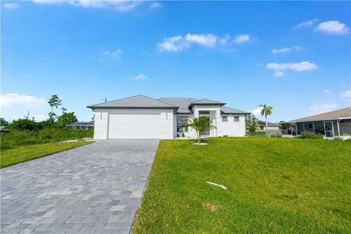 376 Cratsley Ave S, Lehigh Acres, Florida 33974