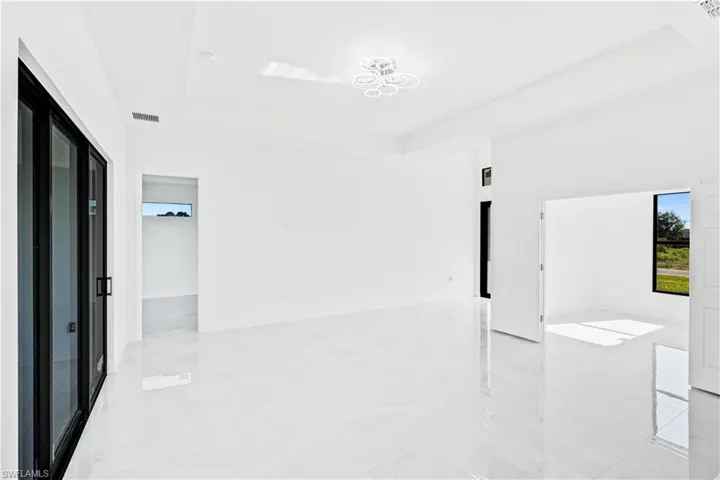 376 Cratsley Ave S, Lehigh Acres, Florida 33974