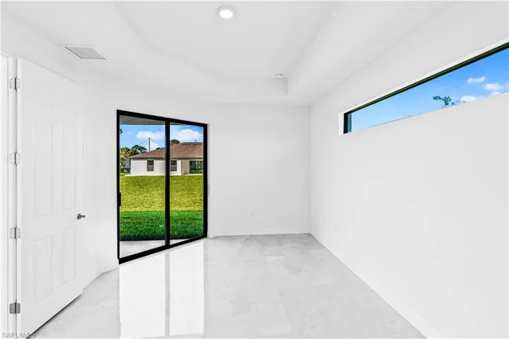 376 Cratsley Ave S, Lehigh Acres, Florida 33974