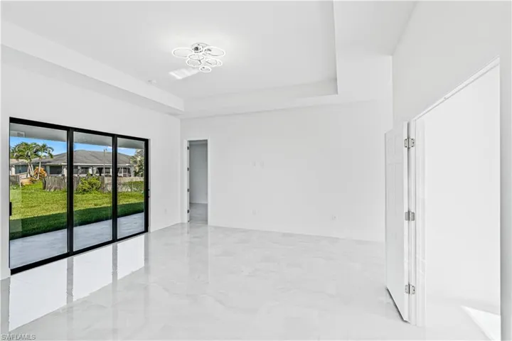 376 Cratsley Ave S, Lehigh Acres, Florida 33974