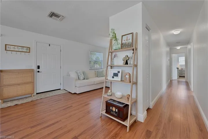 1960  22nd NE AVE, Naples, FL 34120