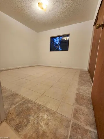 580 5th ST NW, NAPLES FL 34120