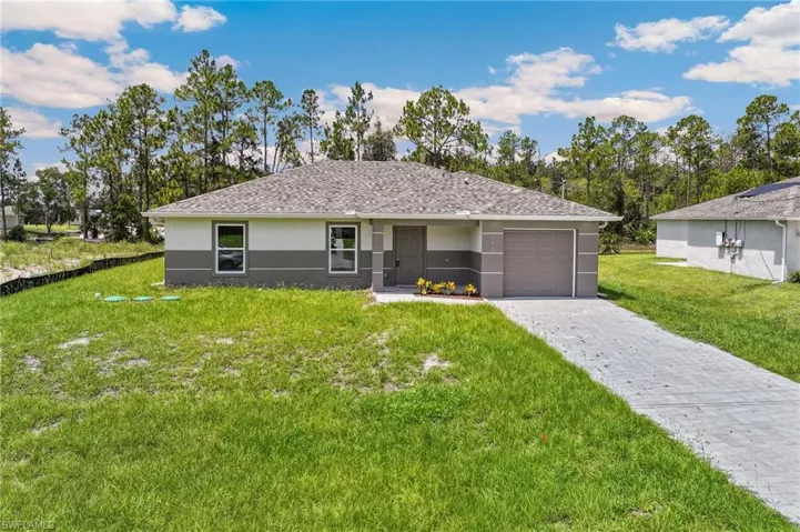 131 Sanborn Dr, Lehigh Acres, Florida 33972