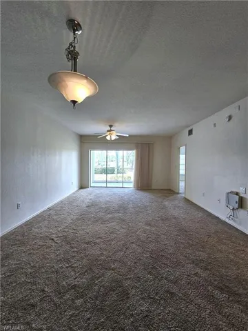 6025  Chardonnay  LN, Naples, FL 34119