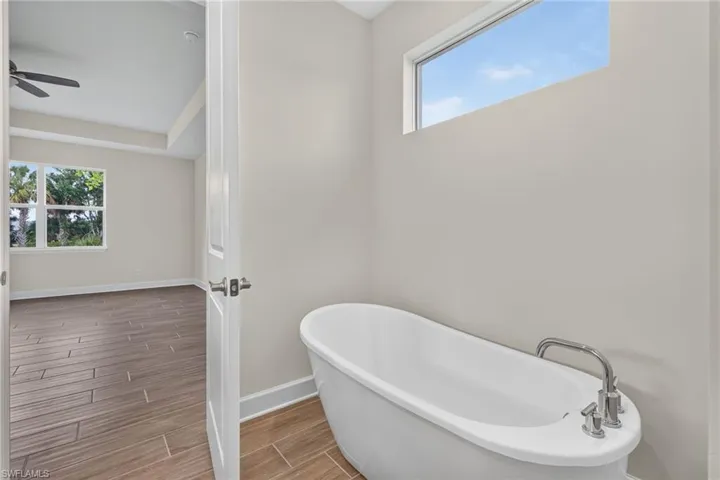629 Sw 13th St, Cape Coral, Florida 33914