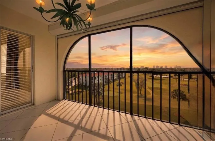 37 High Point Cir E 602, Naples, Florida 34103