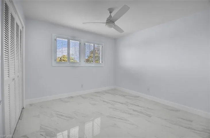 37 High Point Cir E 602, Naples, Florida 34103