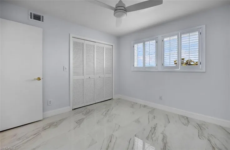 37 High Point Cir E 602, Naples, Florida 34103