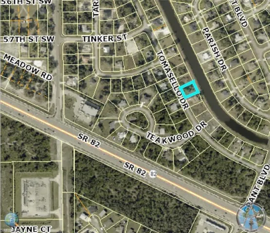 Aerial map of property and surrounding area