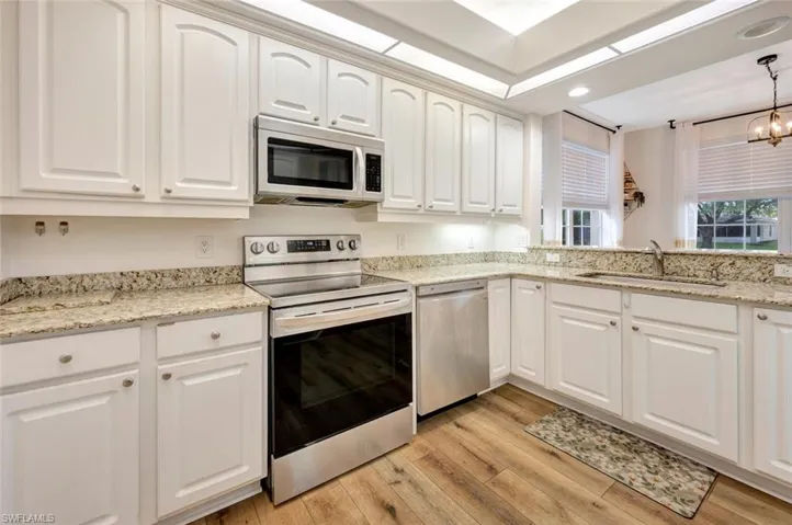 8395  Big Acorn  CIR, Naples, FL 34119