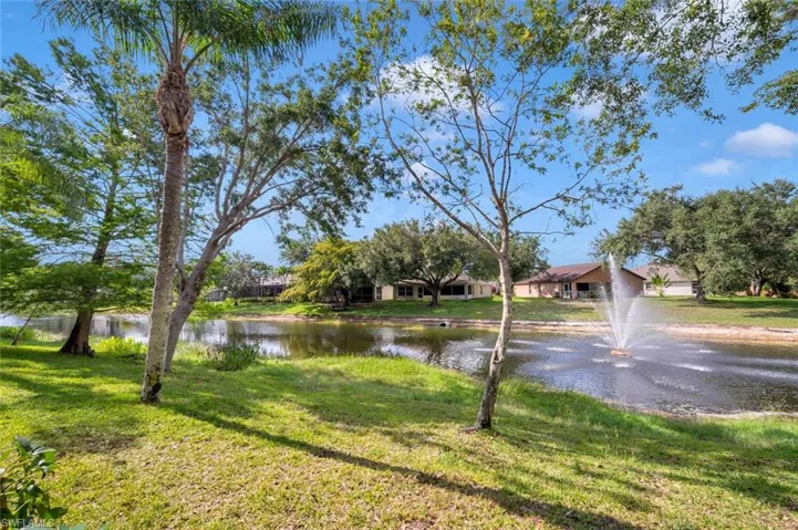 8395  Big Acorn  CIR, Naples, FL 34119