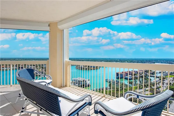 4021  Gulf Shore N BLVD, Naples, FL 34103