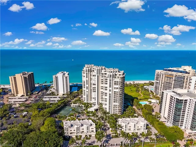 4021  Gulf Shore N BLVD, Naples, FL 34103